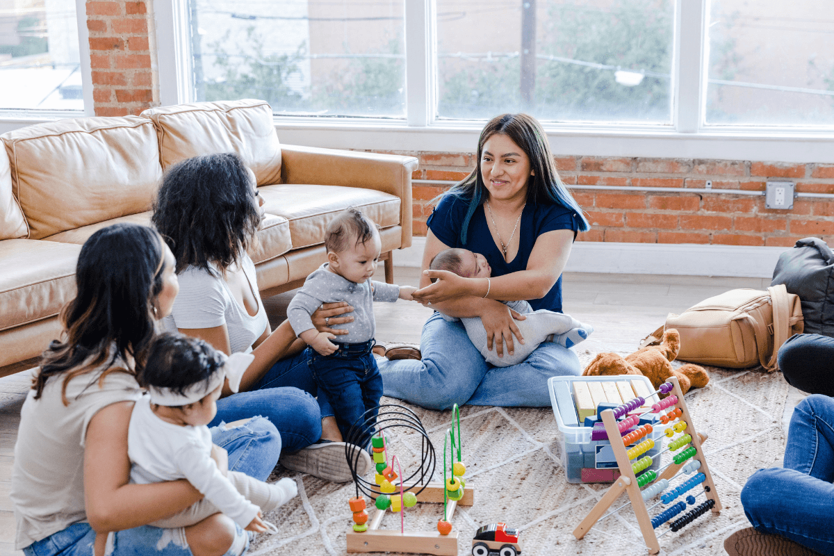 Philips Avent promove reflexão sobre mães e rede de apoio em ação especial na Avenida Paulista