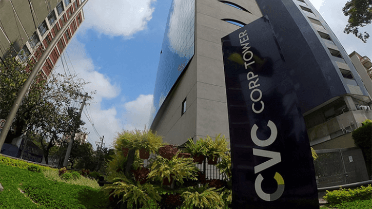 CVC Corp antecipa pagamento de R$ 196 milhões e reduz dívida em mais de 50%