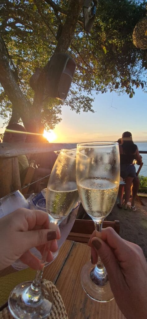 Por-do-sol-na-Toca-do-Morgego_Morro-de-Sao-Paulo_Bahia_Turismo-e-Viagens_Identidades-de-Sucesso-473x1024 Morro de São Paulo: um roteiro de praias, história e lazer