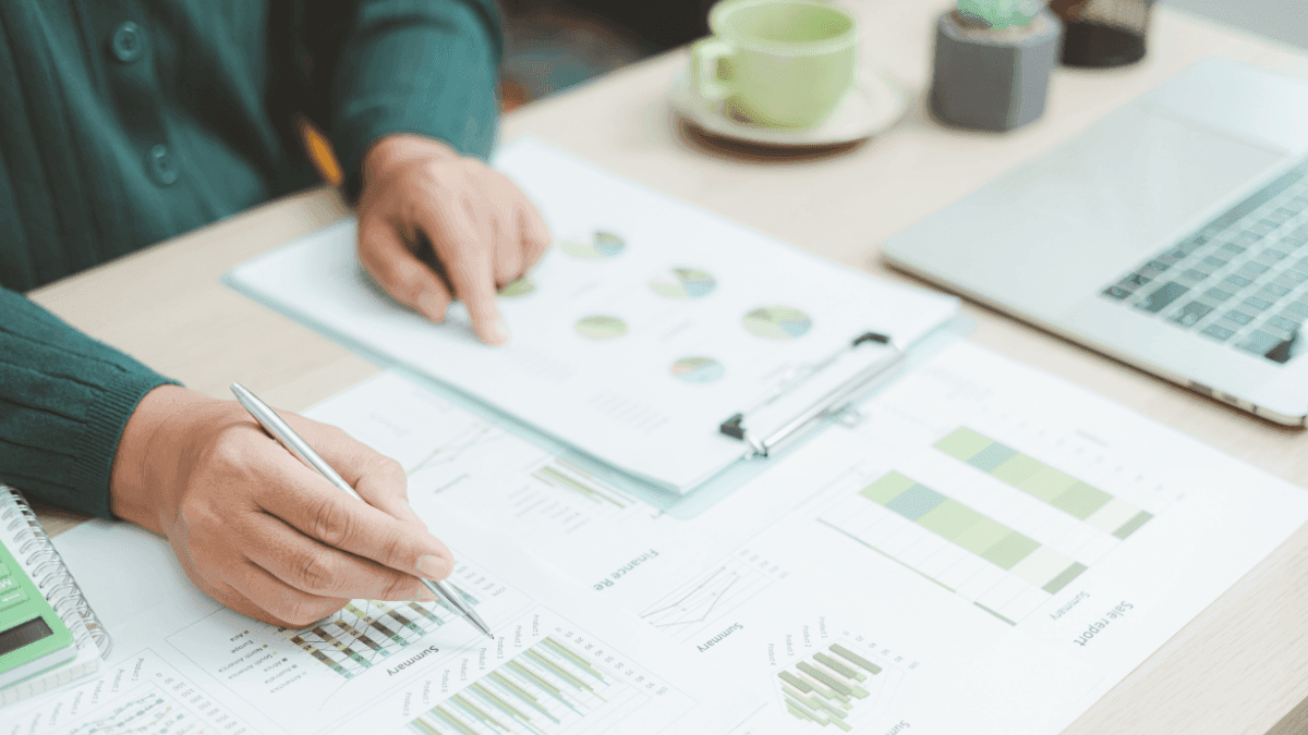 ABNT-lanca-UNIABNT IDENTIDADES DE SUCESSO