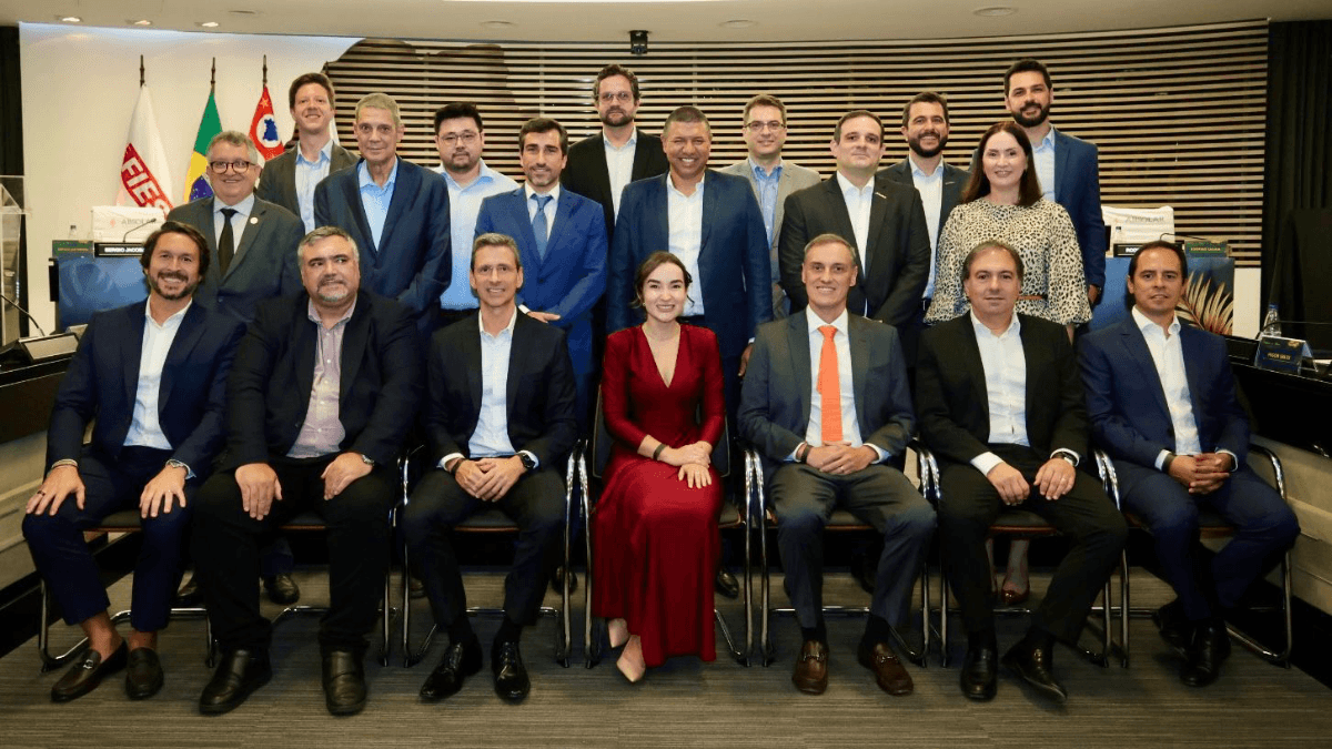 Bárbara Rubim assume presidência do conselho da ABSOLAR e anuncia agenda para expansão sustentável da energia solar no Brasil