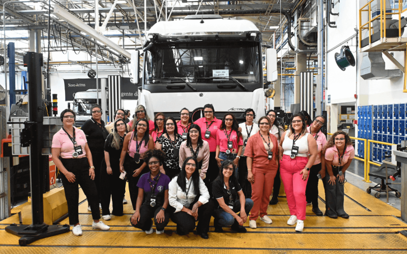 Mercedez-Benz--r33ymq2l0wd0078vijbhgdmc5ng5h1ejrwbtuhkk20 Home V3