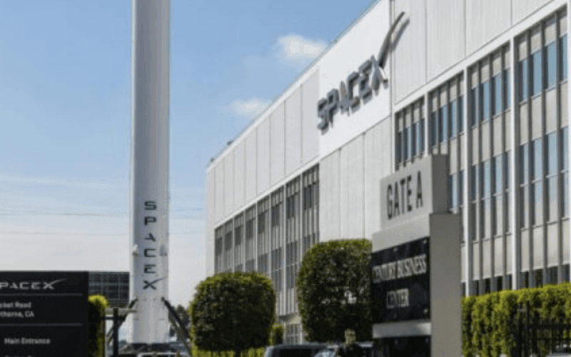 SPACE-X-r98yysah40s8hoi7t546br62kdznzdycz6dbr1tua0 Home V3