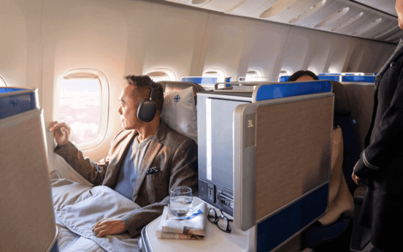 UNITED-AIRLINES-rlm2xhsglmcdbz8ir7z18gjmab4kuex48hmfi5qoi0 Home V3