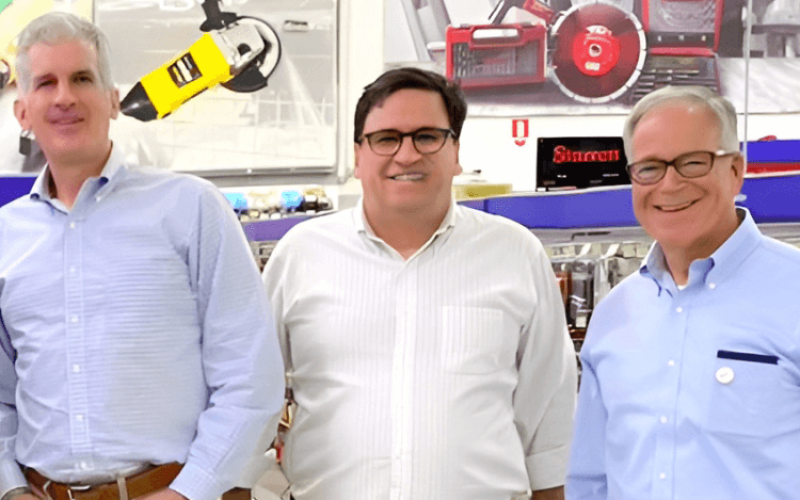 starret-novo-presidente-global-roger-amrel-identidades-de-sucesso-qwp8pc60tdks78vfocskbd4tmadazyzjx1nftbp6dk Home V3