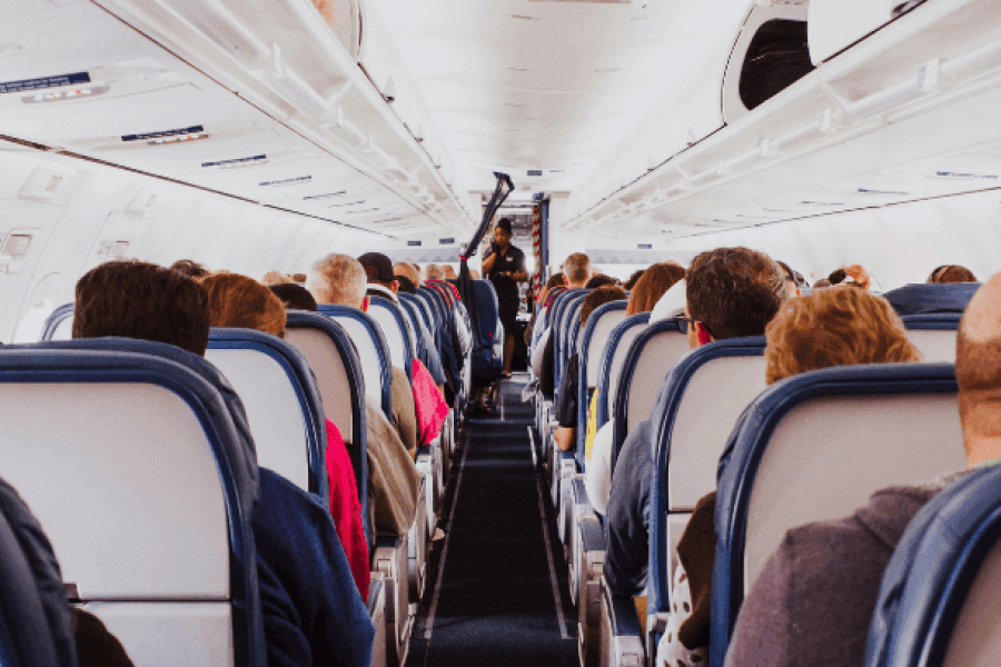 united-airlines-chefs-table-rkezz441wo2r4xy4qezrx5e87zw2wxikxref1yet0w Home V3