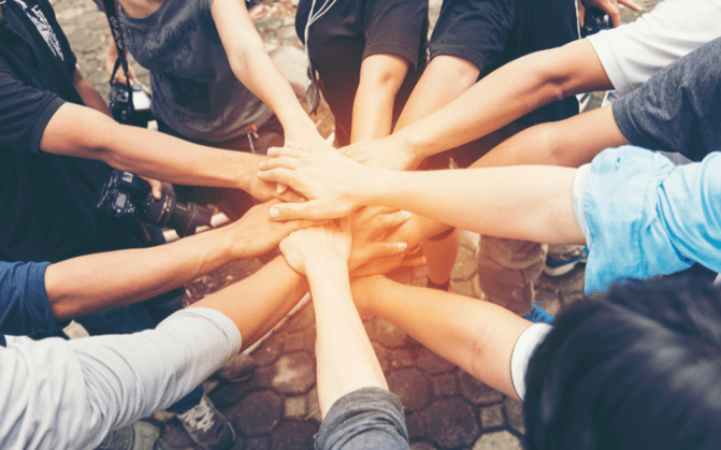 voluntariado-nas-empresas-qy257cn7f7as7artlclz1n6jyq7j8wb1x3453yhjm0 Home V3