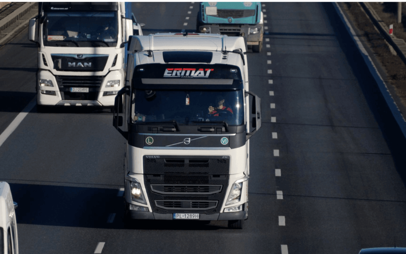 zurich-seguros-coalizao-e-dutra-transporte-carga-zero-emissao-rpj5chlku98nzimwvgsx3poxr7uul9jaqaqbpw9itk Home V3